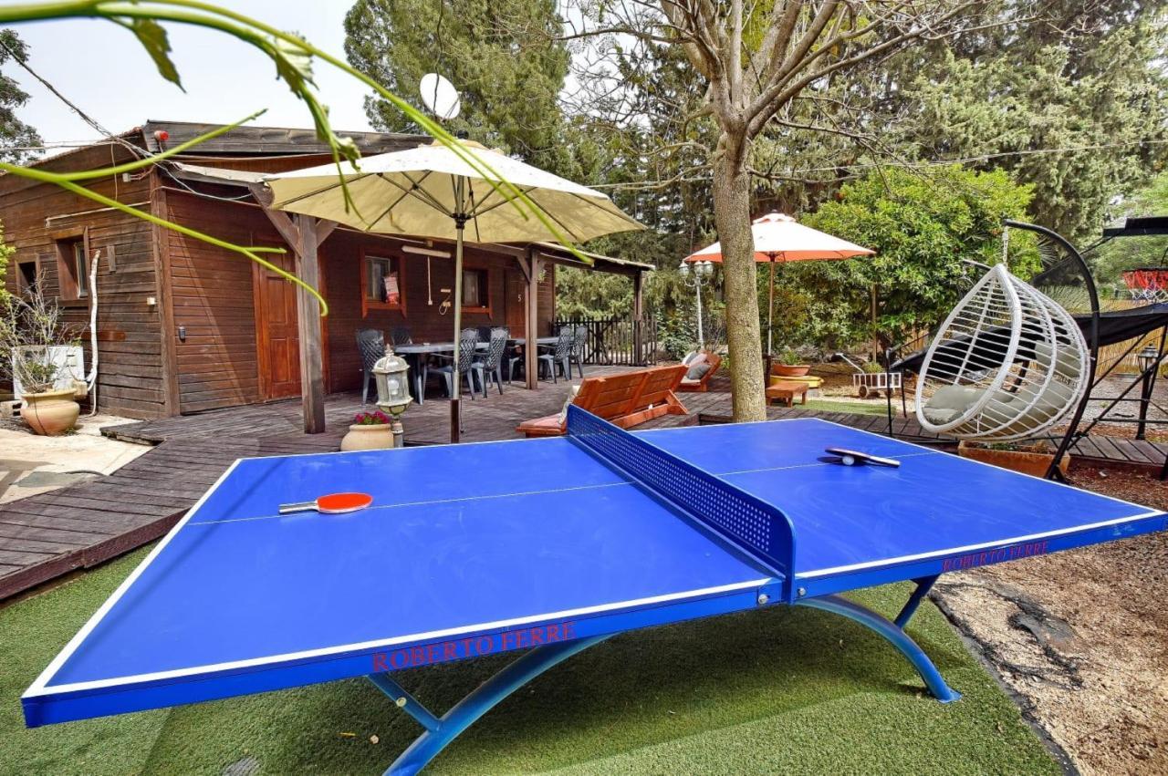 פינה במעיין Villa Mishmār Hāyardin Bagian luar foto
